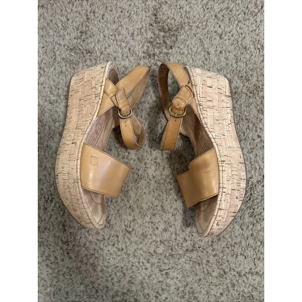 Born Wedge Sandals Women 9.5 Tan Leather Cork Platform Ankle Strap‎ Summer Heels